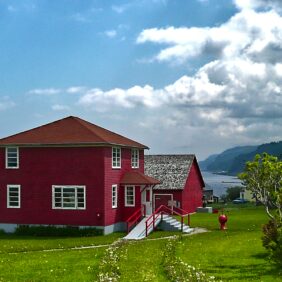 Bolighus ved et sjøen